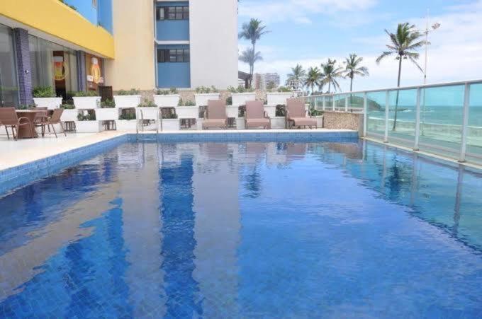 Apartamento Bahia Flat Avenida Oceanica 235, Barra *